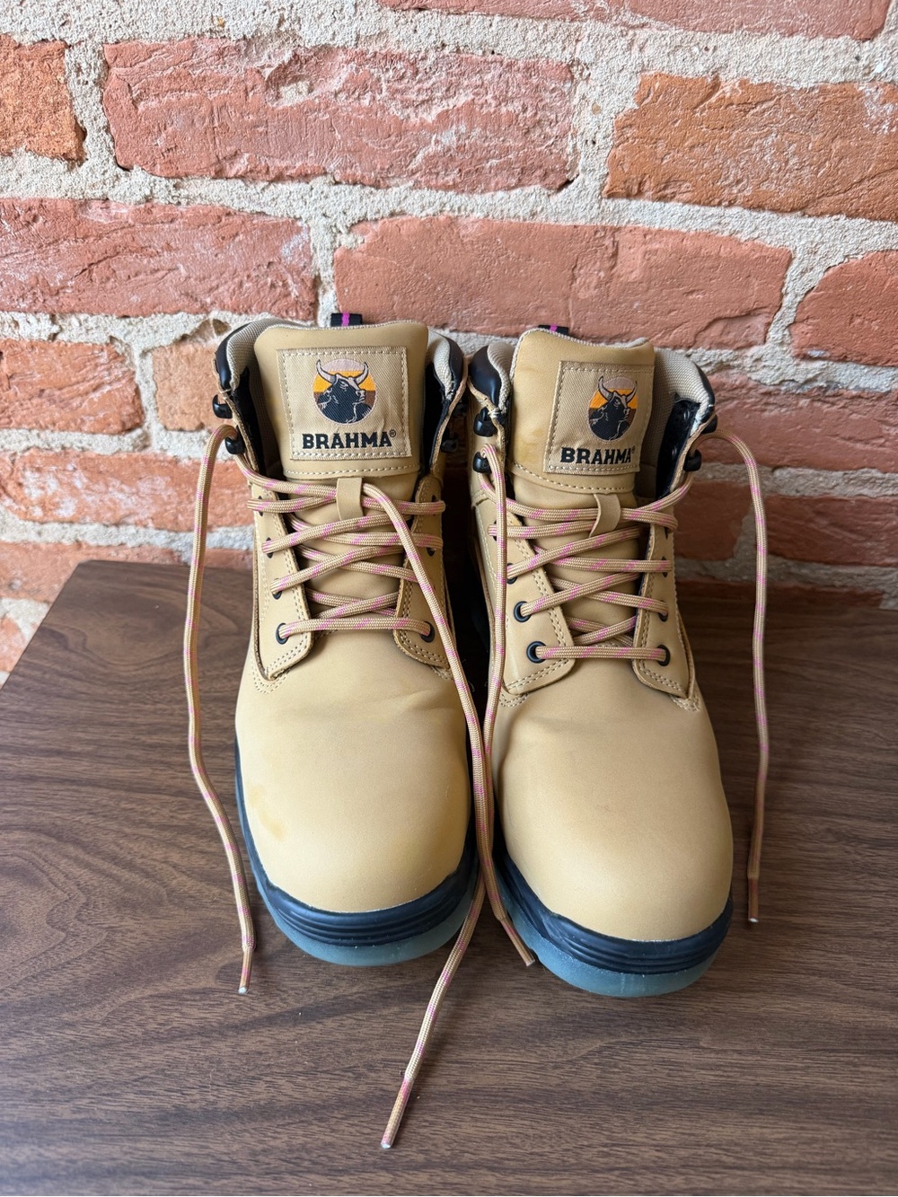 Brahma women’s Tan Work Boots